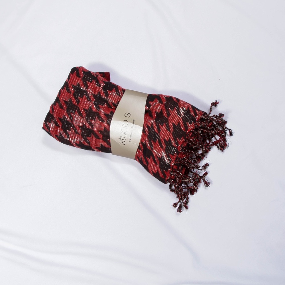 Studio S Scarf Red and Black Houndstooth Sparkle